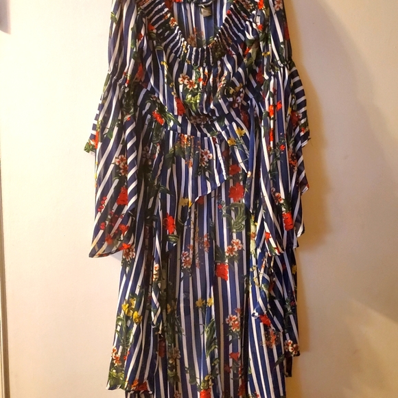 Ashley Stewart's Beautiful Plus Size Tunic Blouse size 18/20 - Picture 2 of 7